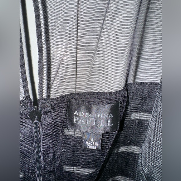 Black Dress - Picture 4 of 4